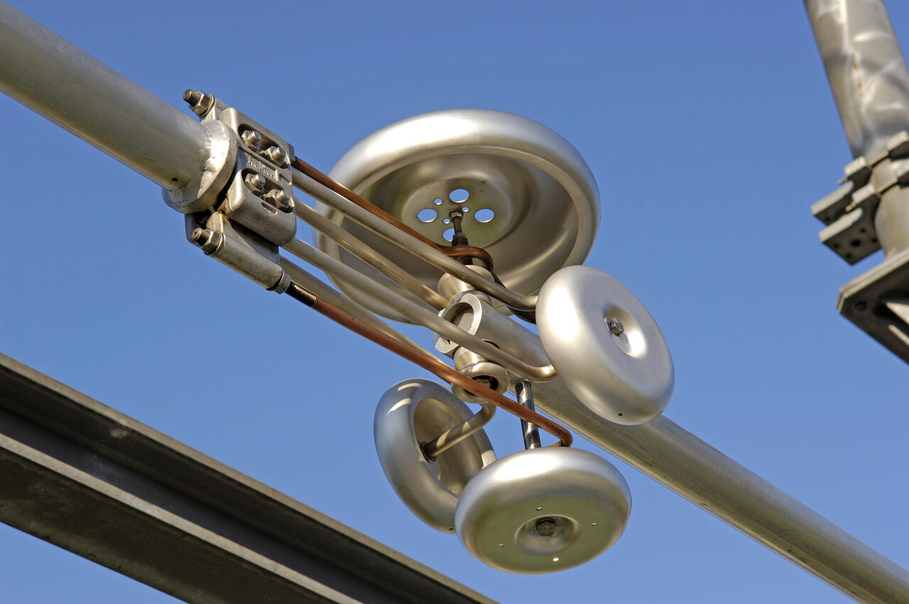 Robust disconnectors and earthing switches enhance safety