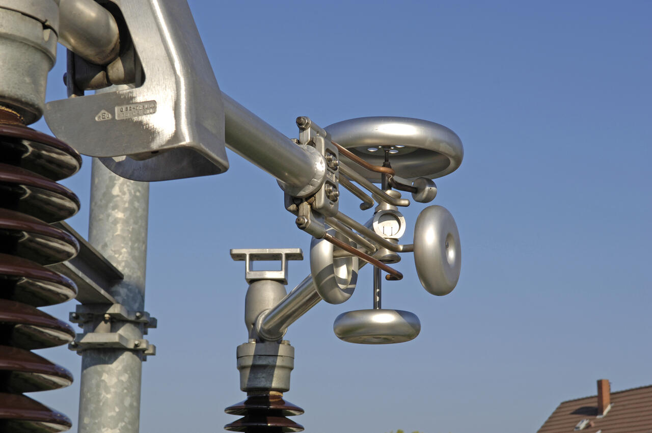 Robust disconnectors and earthing switches enhance safety
