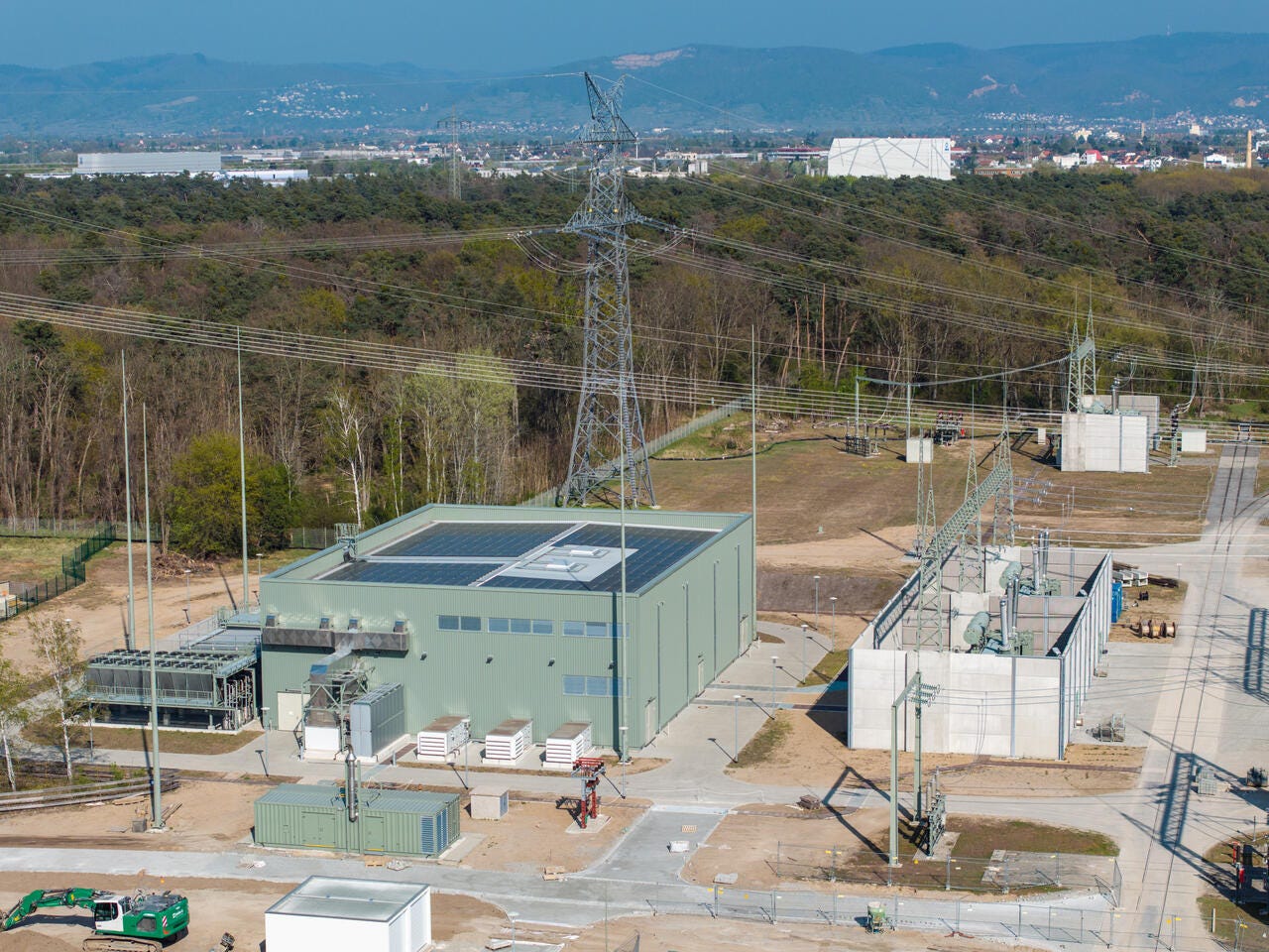 First STATCOM with grid-forming | Amprion, Germany